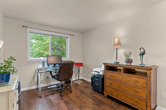 4022 E 25th Ave, Spokane, WA 99223 - office space featuring dark wood finished floors and baseboards