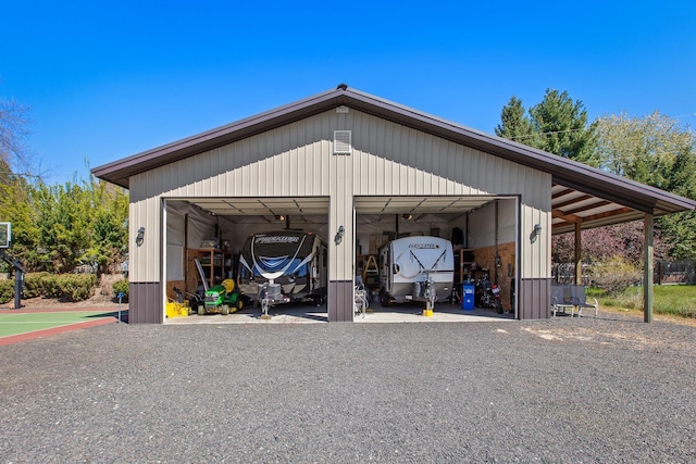 1467 E Lacey Ave, Hayden, ID 83835 - garage with a detached garage
