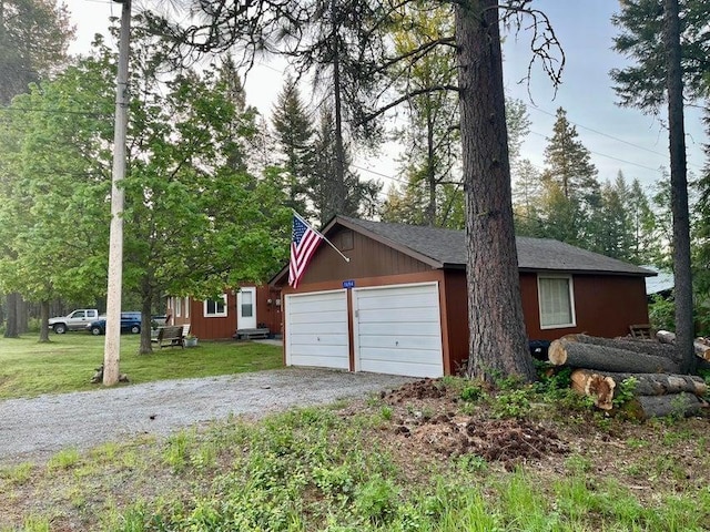 1654 Southshore Diamond Lake Rd, Newport, WA 99156 - garage with driveway