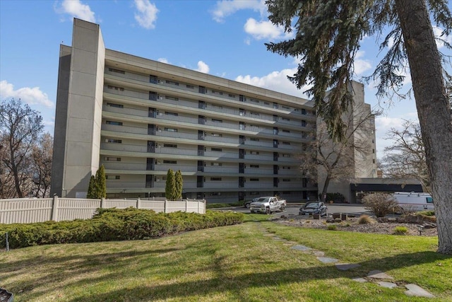 700 W 7th Ave # 206, Spokane, WA 99204 - view of building exterior featuring uncovered parking