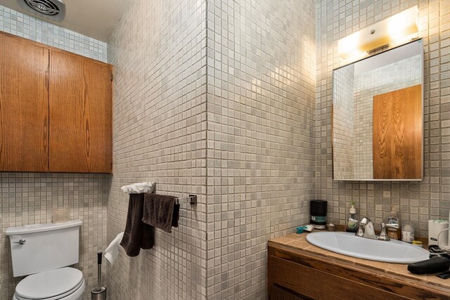 25512 N Orchard Bluff Rd, Chattaroy, WA 99003
