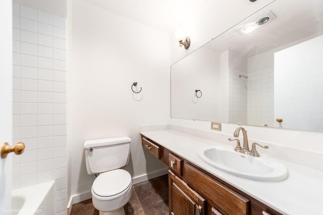 707 W 6th Ave Unit 41, Spokane, WA 99204 - full bath featuring vanity, toilet, and baseboards