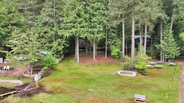 3970 Cedar Bay Rd, Loon Lake, WA 99148 - view of green lawn with a garden