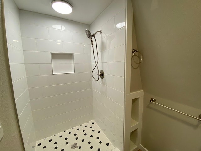 4053 Hanleys Hvn, Loon Lake, WA 99148 - bathroom with tiled shower