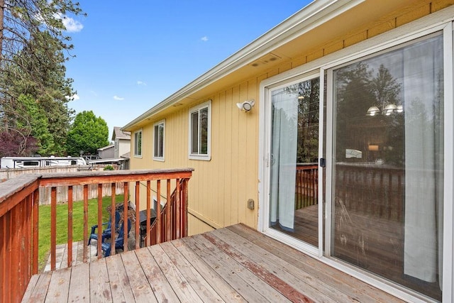 6831 N Cambridge Ln, Spokane, WA 99208 - view of deck