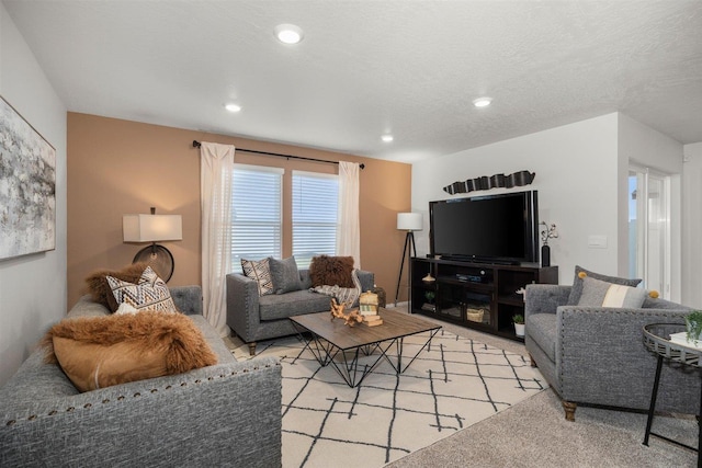 712 E L St, Deer Park, WA 99006 - living room with recessed lighting and light colored carpet