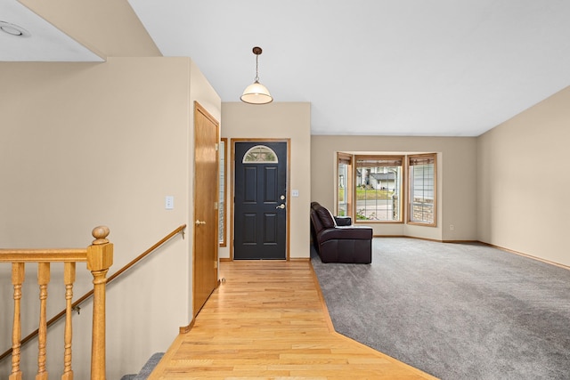 525 Quail Loop, Newport, WA 99156 - foyer entrance with light wood-style flooring and baseboards