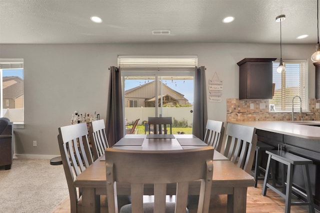 1105 S Oswald St, Spokane, WA 99224 - dining space featuring recessed lighting and baseboards