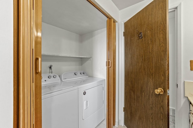 13304 E Desmet Ave, Spokane Valley, WA 99216 - laundry room featuring washing machine and dryer
