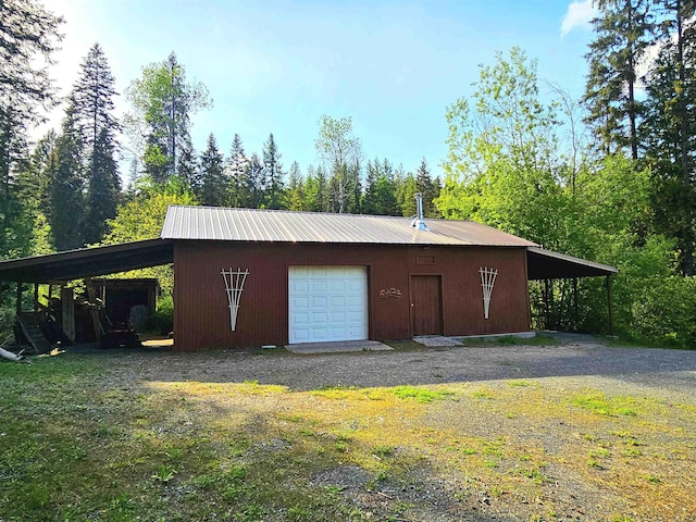 2267 Hawks Rd, Colville, WA 99114 - garage with a garage