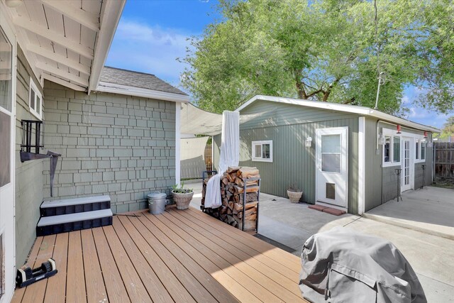 7311 E Fairview Ave, Spokane Valley, WA 99212 - wooden terrace featuring a patio