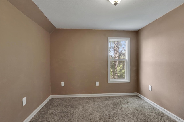 436 N Washington St, Tekoa, WA 99033 - carpeted empty room featuring baseboards