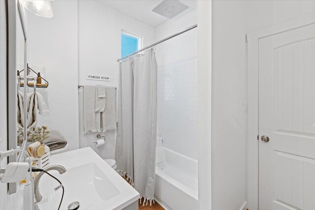 368 E 7th Ave, Spokane, WA 99202 - bathroom with shower / tub combo, toilet, and vanity
