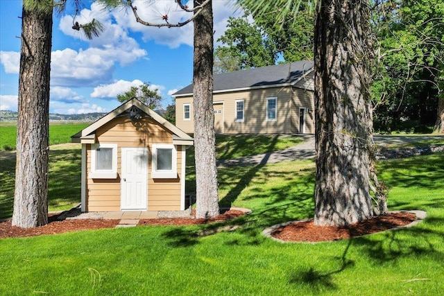 3311 E Chisholm Ln, Spokane, WA 99223 - view of front of property with a front yard