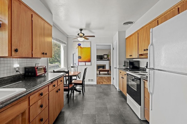 825 E 37th Ave, Spokane, WA 99203 - photo 14