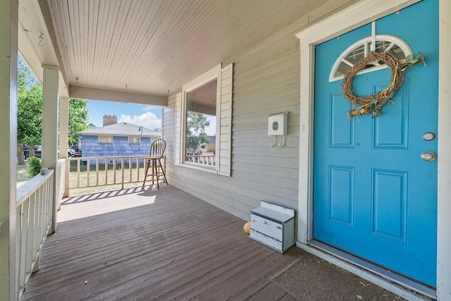 2512 E Rowan Ave, Spokane, WA 99217 - view of wooden porch