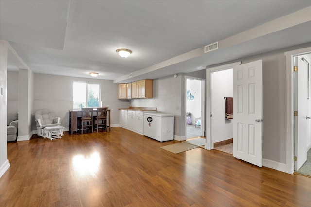 4606 S Grove Rd, Spokane, WA 99224 - living area featuring wood finished floors and baseboards