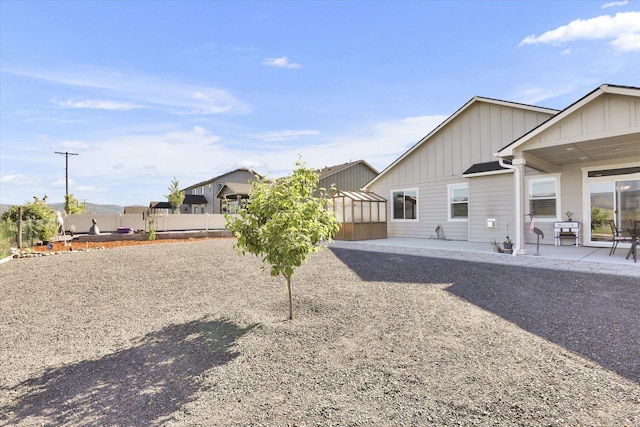 1725 S Donwood St, Spokane Valley, WA 99037 - view of yard featuring a patio area