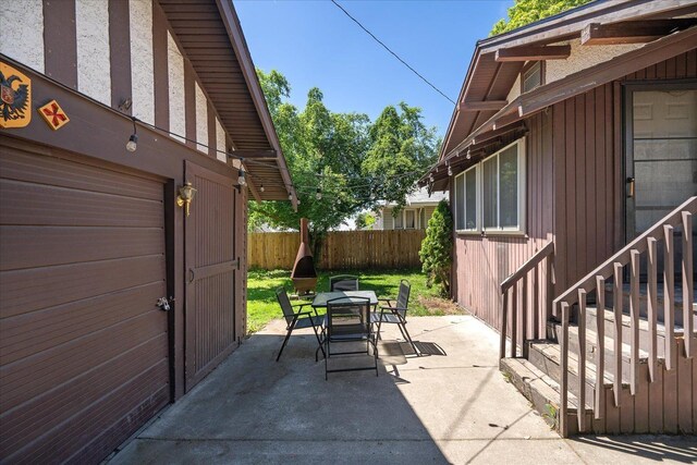 617 W Carlisle Ave, Spokane, WA 99205 - view of patio / terrace featuring outdoor dining space