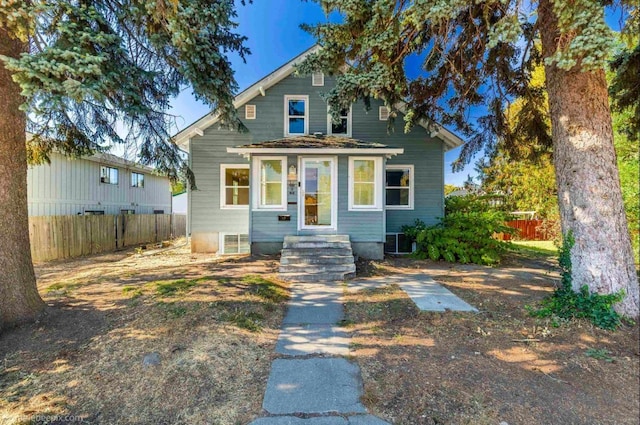 18 N 7th St, Cheney, WA 99004 - view of front facade featuring central air condition unit
