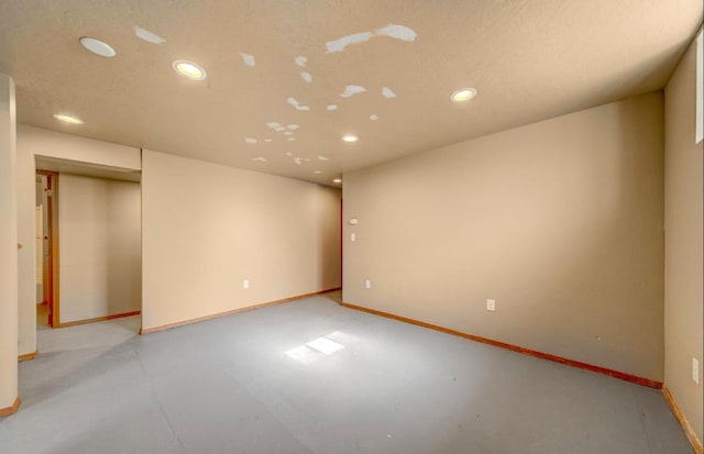 18 N 7th St, Cheney, WA 99004 - unfurnished room featuring baseboards, recessed lighting, and finished concrete flooring