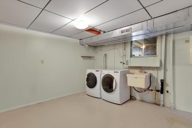 2651 E 35th Ave, Spokane, WA 99223 - laundry area featuring washer and dryer