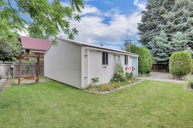 2651 E 35th Ave, Spokane, WA 99223 - view of side of property featuring an outdoor structure and metal roof