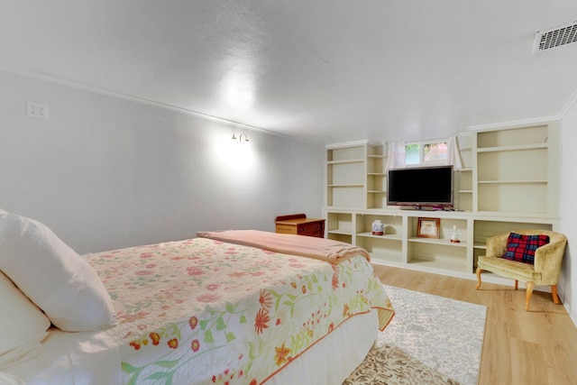 1211 W 17th Ave, Spokane, WA 99203 - bedroom with wood finished floors