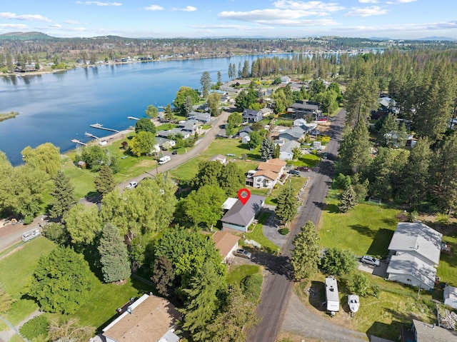 11132 S Silver Lake Rd, Medical Lake, WA 99022 - aerial view of property and surrounding area featuring a nearby body of water