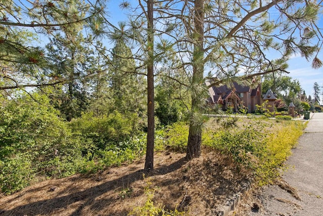 1841 E Pinecrest Rd, Spokane, WA 99203 - photo 4