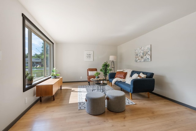 1509 N Lee St, Spokane, WA 99207 - living area with light wood-style floors and baseboards