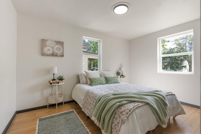 1509 N Lee St, Spokane, WA 99207 - bedroom with wood finished floors and baseboards
