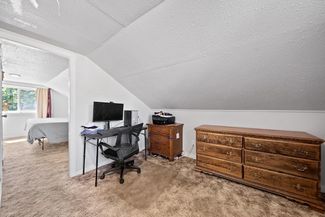 1503 E Dalton Ave, Spokane, WA 99207 - office area with a textured ceiling, carpet flooring, and vaulted ceiling