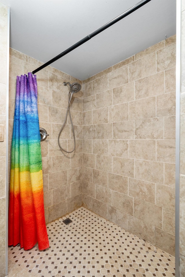 1503 E Dalton Ave, Spokane, WA 99207 - full bath featuring a tile shower