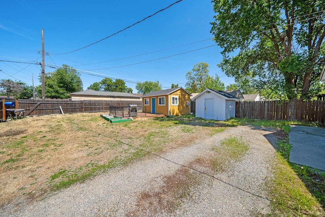 1503 E Dalton Ave, Spokane, WA 99207 - view of yard