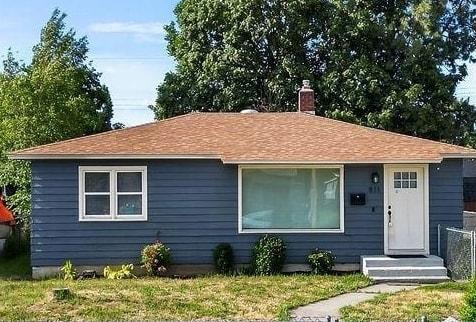 811 E Dalke Ave, Spokane, WA 99208 - photo 1