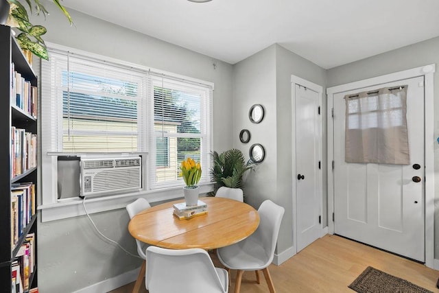 811 E Dalke Ave, Spokane, WA 99208 - dining space featuring light wood finished floors and baseboards