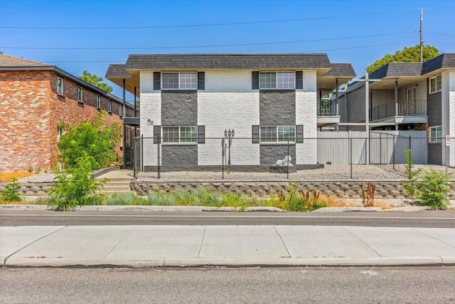 917 E Indiana Ave, Spokane, WA 99207 - view of front of house featuring brick siding