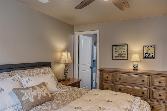 8202 W Quaking Rd, Spokane, WA 99224 - bedroom featuring a ceiling fan