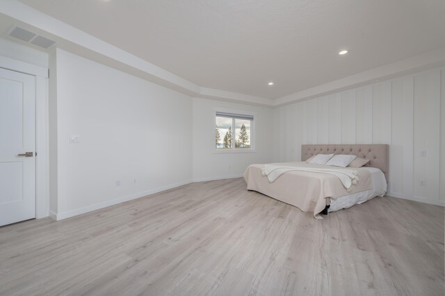 5125 N Ellie Ln, Spokane, WA 99217 - bedroom with light wood-style flooring, recessed lighting, and baseboards