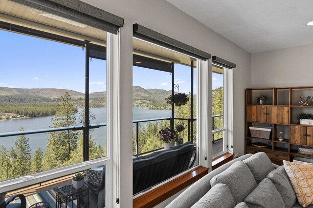 6595D Lois Way, Nine Mile Falls, WA 99026 - interior space with a water and mountain view and recessed lighting