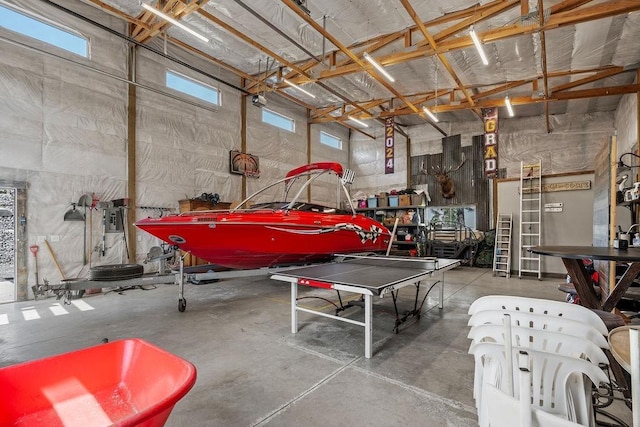 10409 E Grouse Mountain Ln, Spokane, WA 99206 - garage with a workshop area