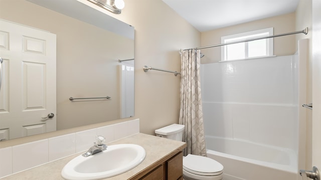 3404 W Excell Ave, Spokane, WA 99208 - full bathroom with vanity, shower / bath combo with shower curtain, and toilet
