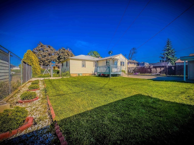 4015 N Ash St, Spokane, WA 99205 - view of yard featuring a wooden deck