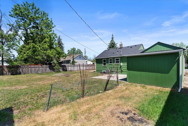 1403 N Farr Rd, Spokane, WA 99206 - view of yard featuring a patio