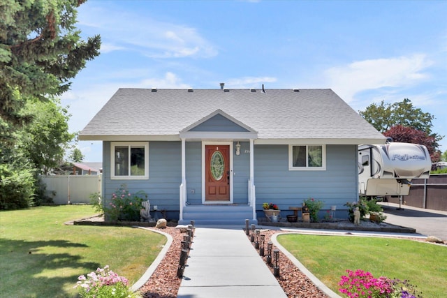 7312 E Euclid Ave, Spokane Valley, WA 99212 - bungalow-style house featuring a shingled roof