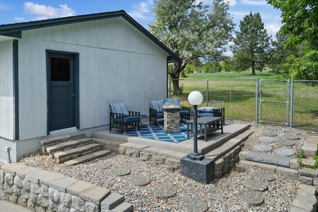6913 S Ben Burr Rd, Spokane, WA 99223 - view of patio featuring a gate and entry steps