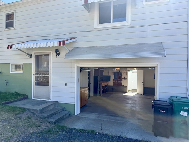 216 NW Cole Ave, Wilbur, WA 99185 - garage featuring concrete driveway