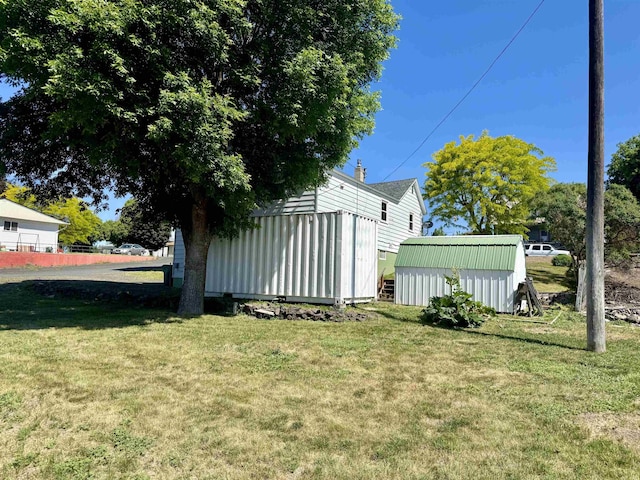 216 NW Cole Ave, Wilbur, WA 99185 - view of green lawn