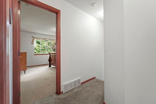 8115 E Sommerset Dr, Spokane, WA 99212 - corridor with carpet floors